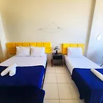 Charmoso Studio na Areia de Copacabana TC801